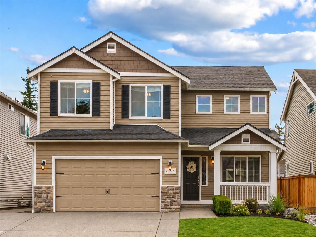 MLS #NWM2567872 image #0