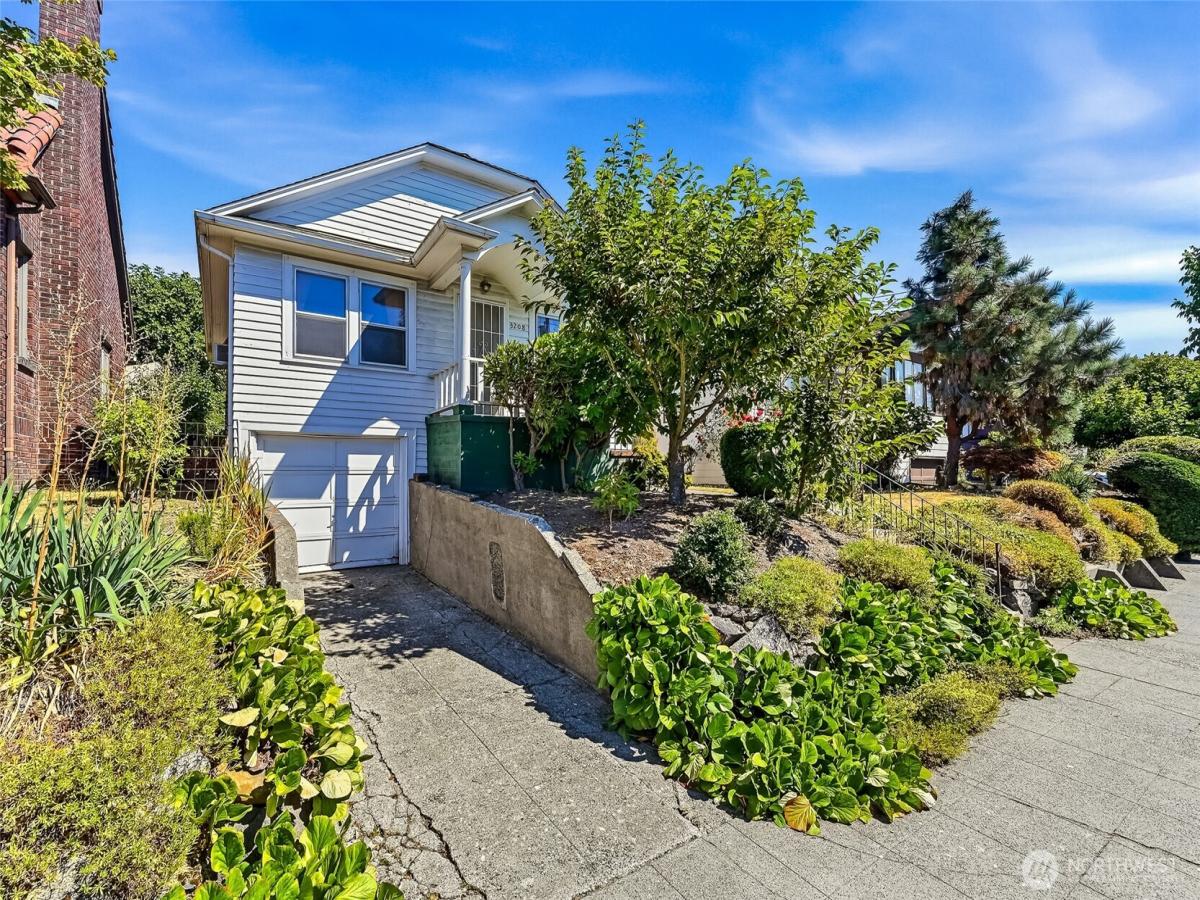 MLS #NWM2568385 image #0