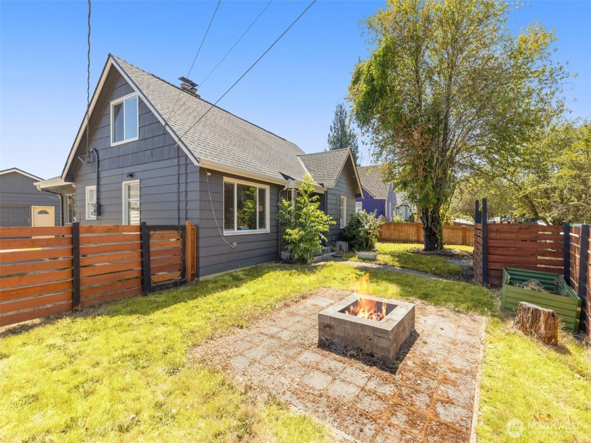 MLS #NWM2568477 image #0
