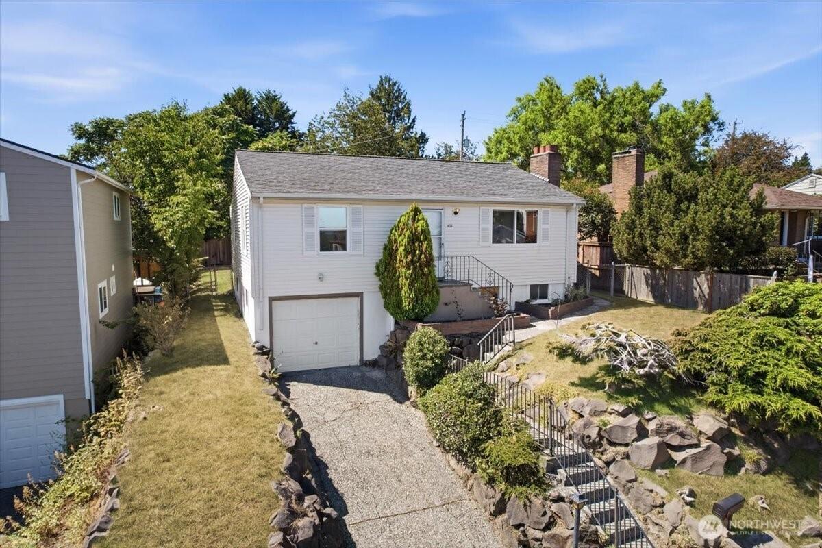 MLS #NWM2568508 image #0