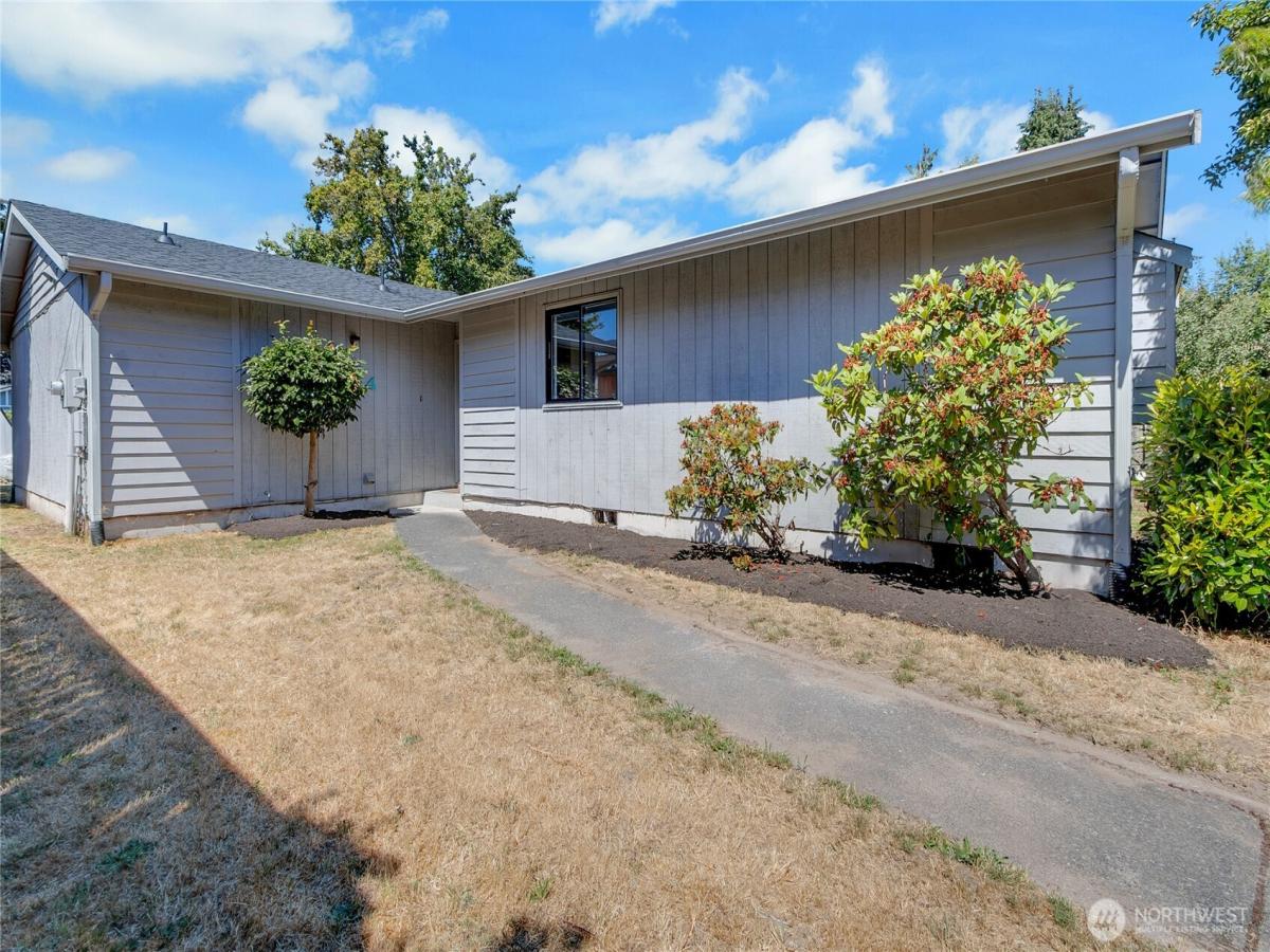 MLS #NWM2568643 image #0