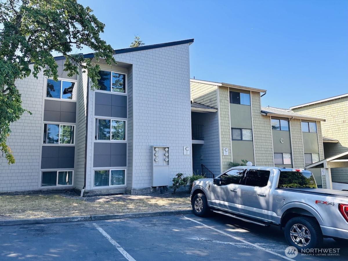MLS #NWM2568689 image #0