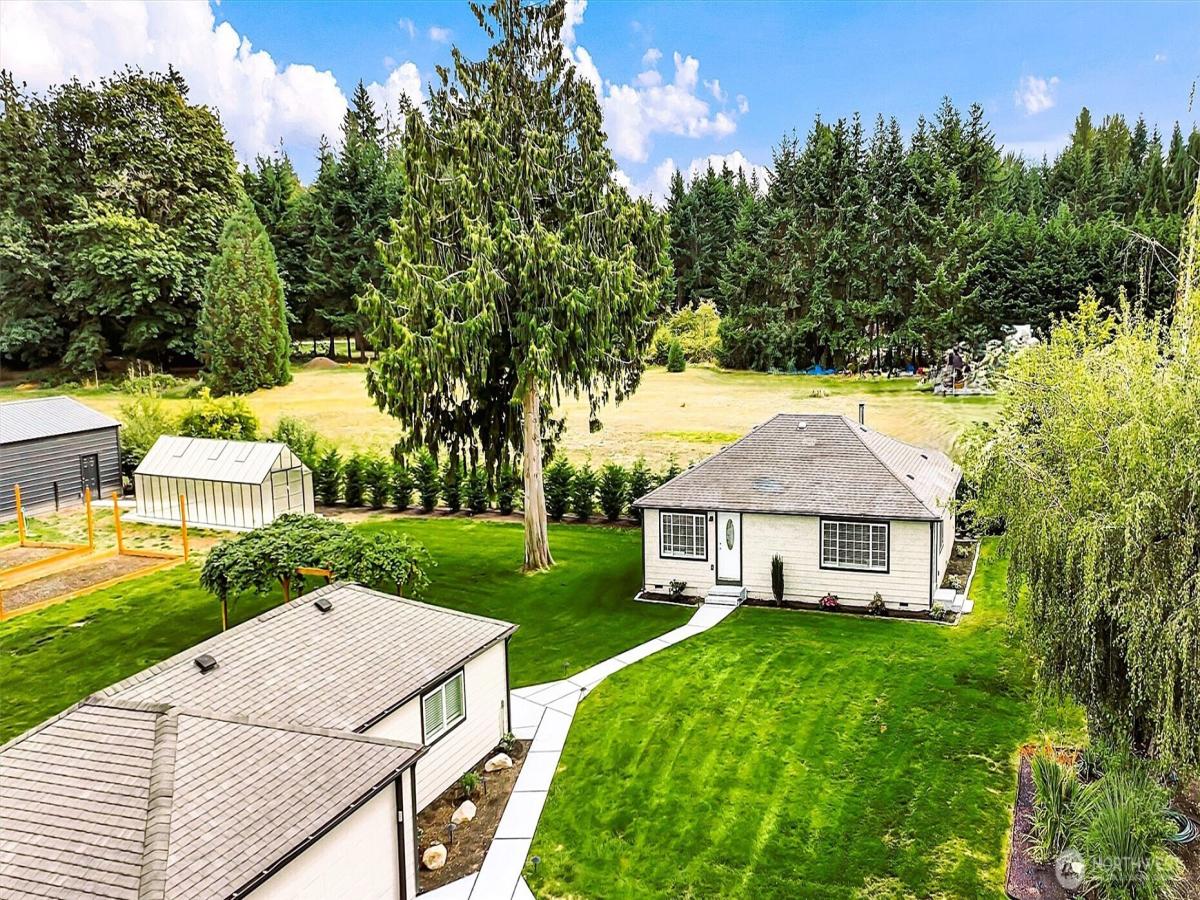 MLS #NWM2568720 image #0
