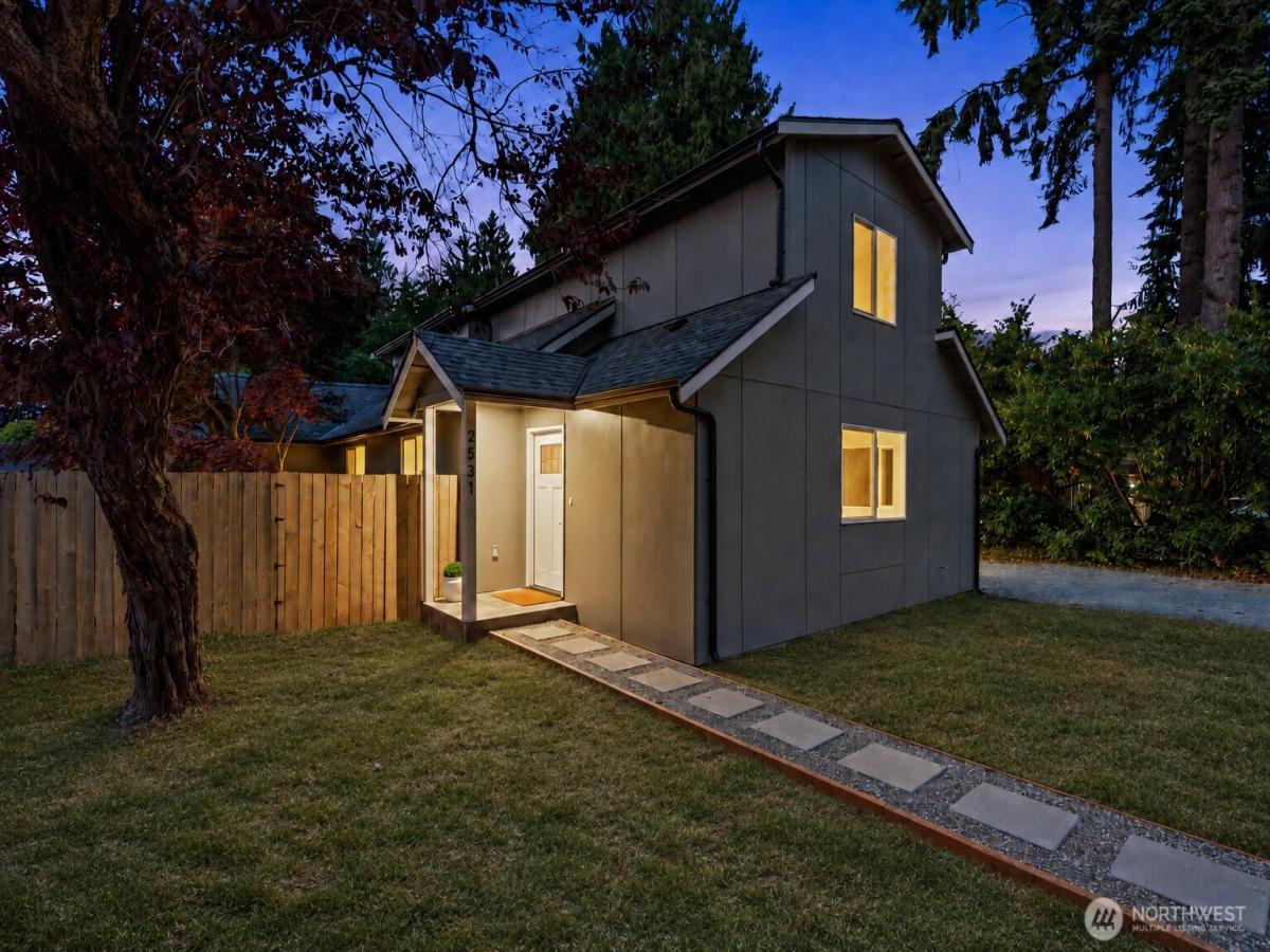 MLS #NWM2568875 image #0