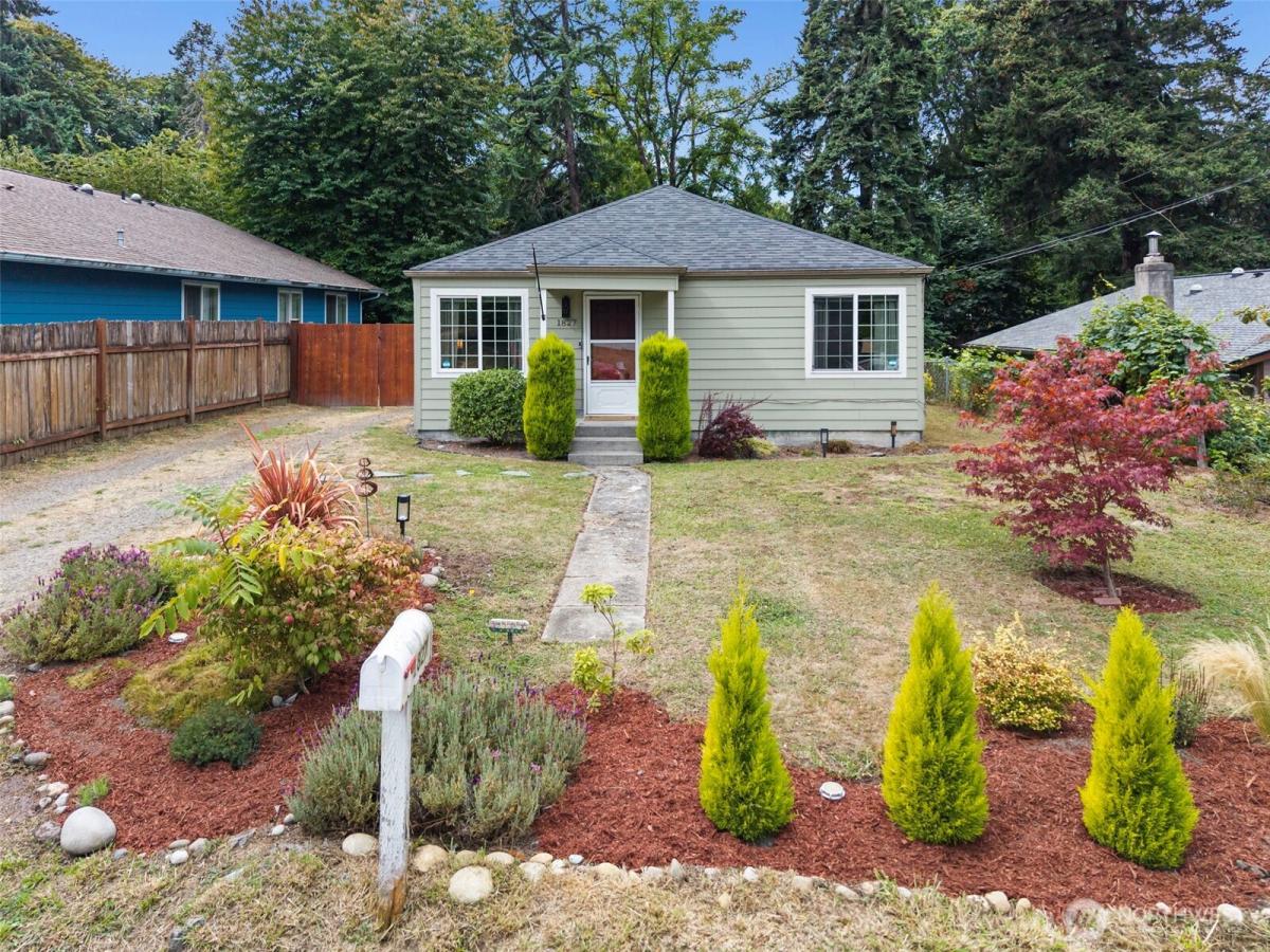 MLS #NWM2568958 image #0