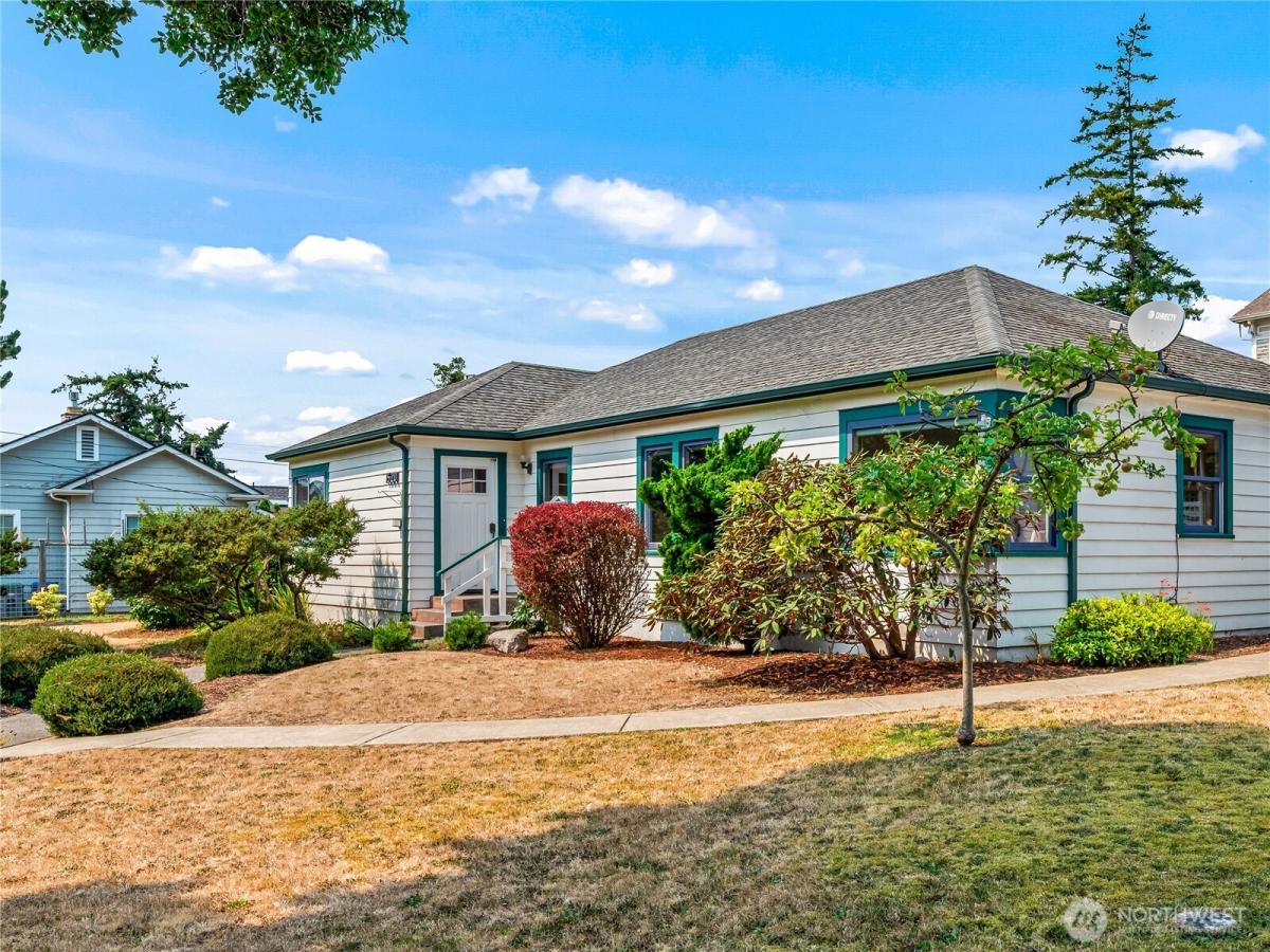 MLS #NWM2569114 image #0