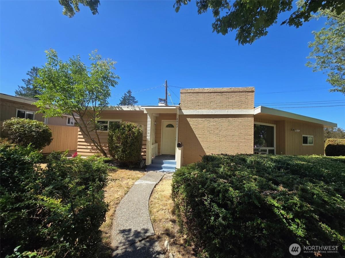MLS #NWM2569137 image #0