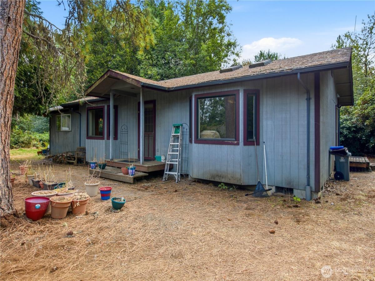 MLS #NWM2569378 image #0