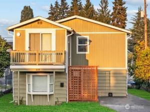 MLS #NWM2569428 image #0
