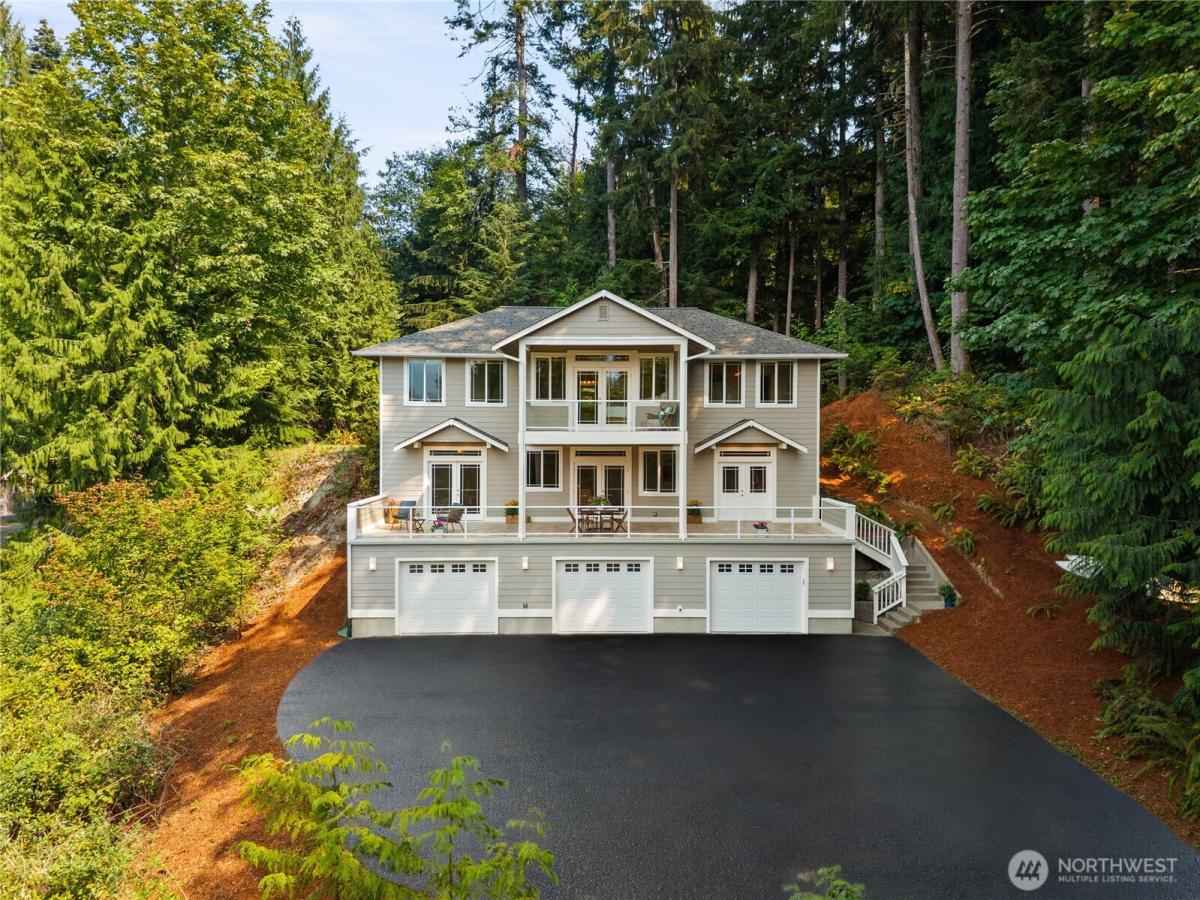 MLS #NWM2569646 image #0