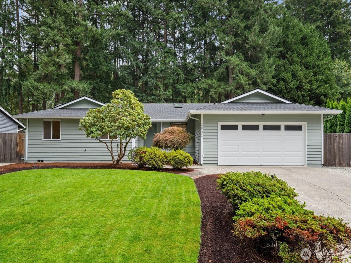 MLS #NWM2569863 image #0