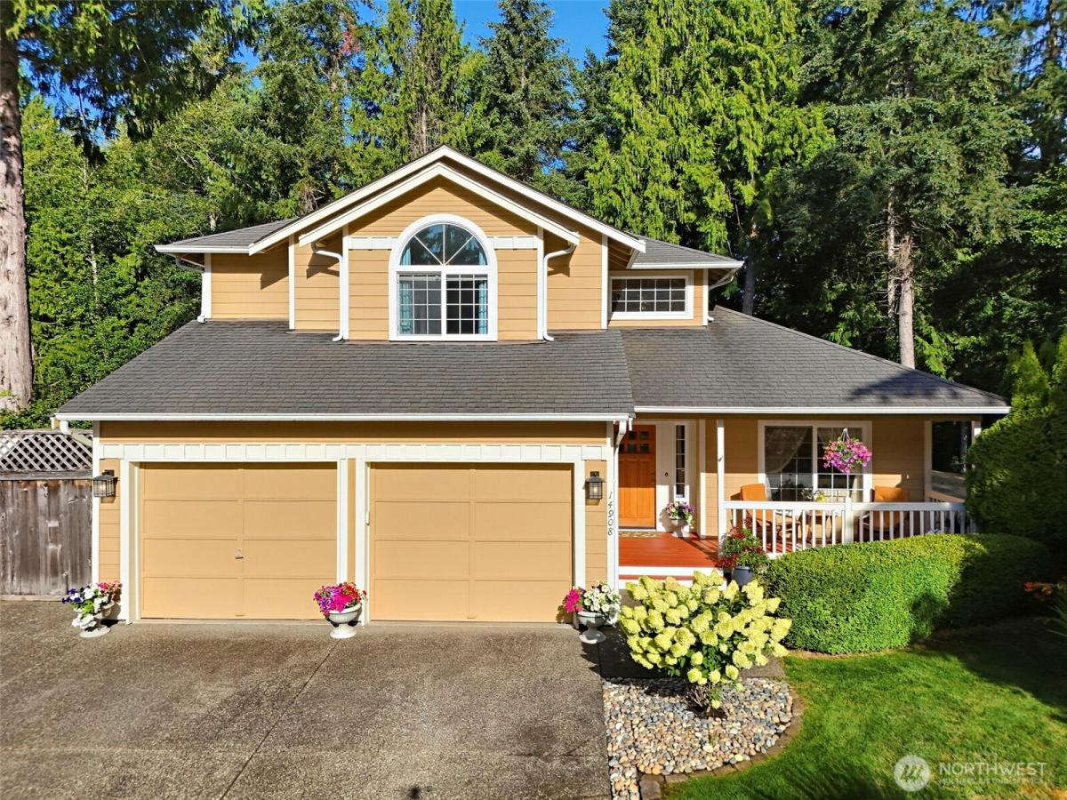 MLS #NWM2570462 image #0