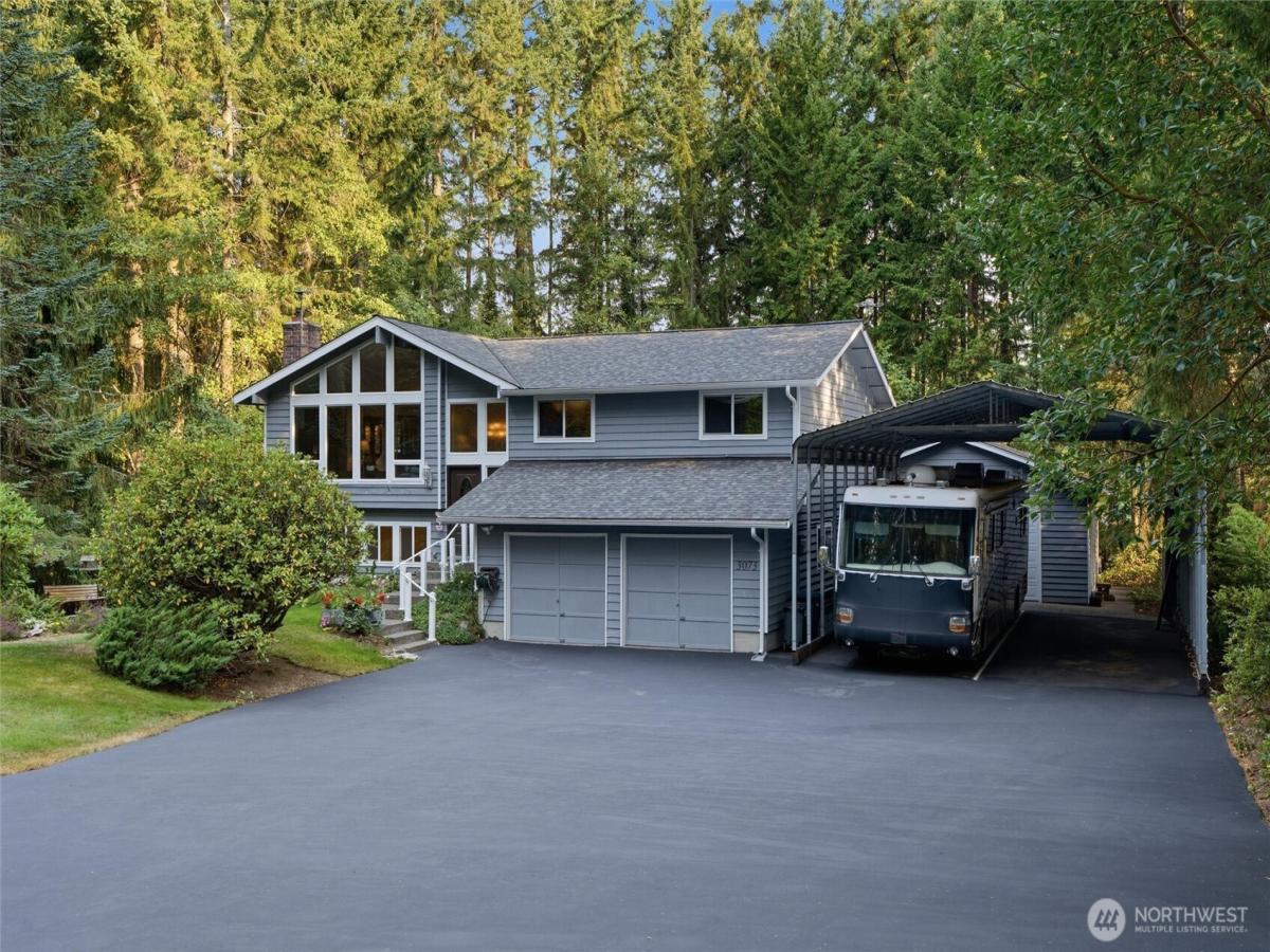 MLS #NWM2570485 image #0