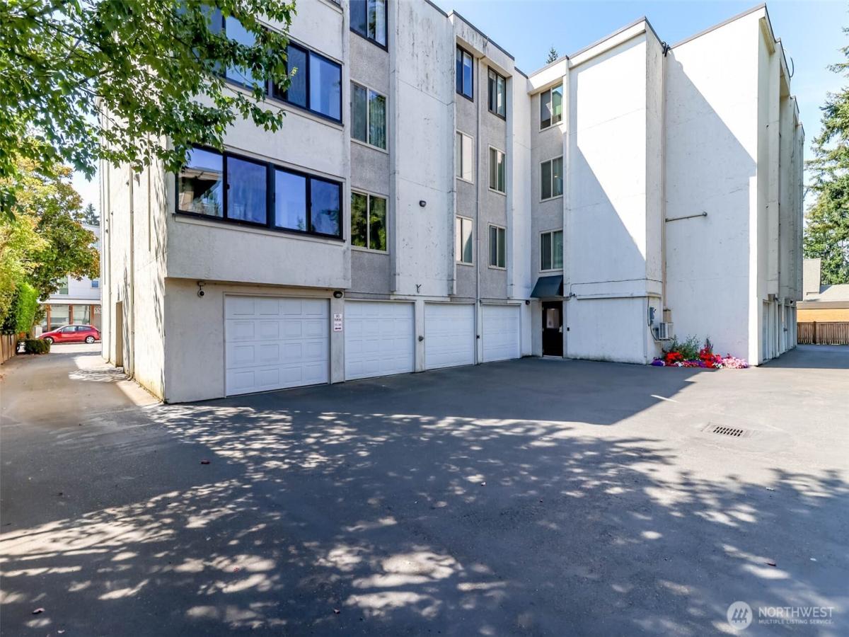 MLS #NWM2570685 image #0