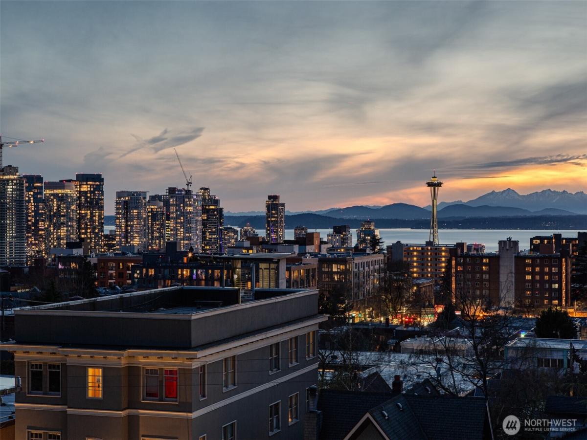 MLS #NWM2570755 image #0