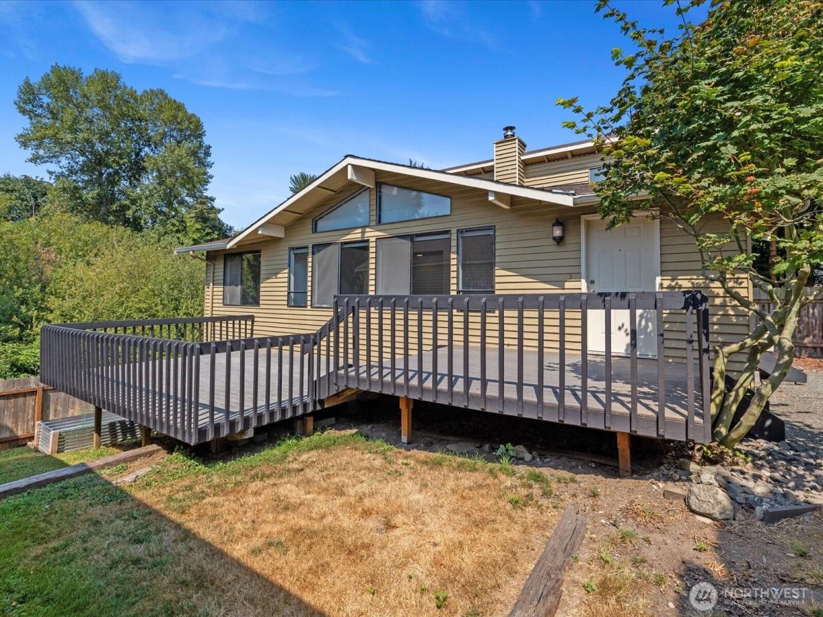 MLS #NWM2570824 image #0