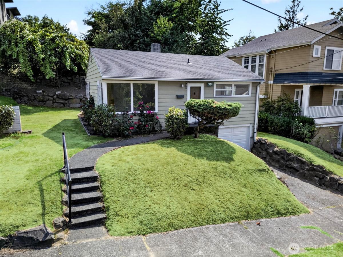 MLS #NWM2571755 image #0