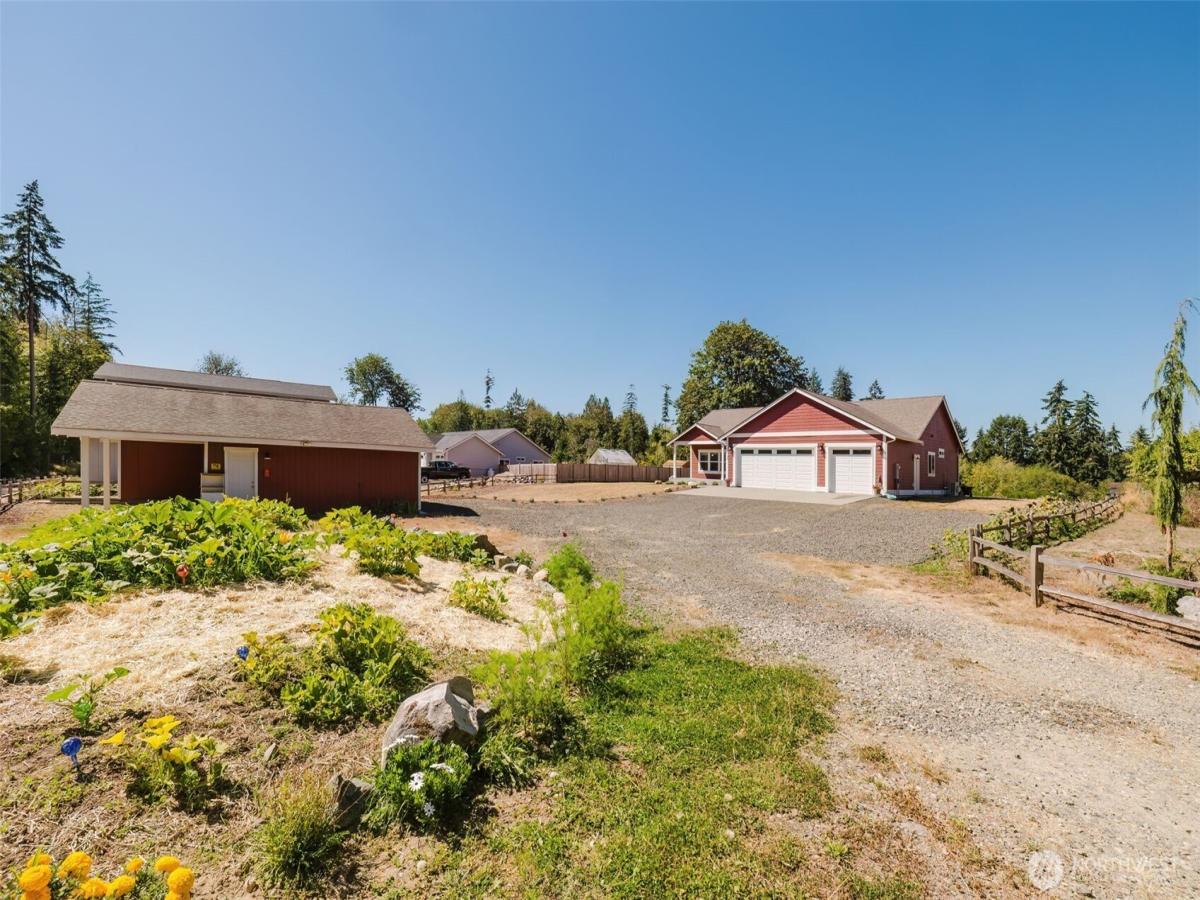 MLS #NWM2572444 image #0