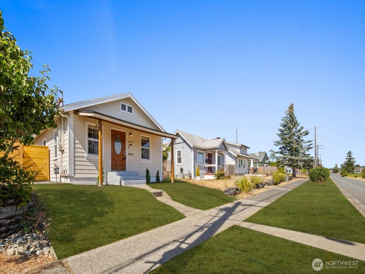 MLS #NWM2572461 image #0