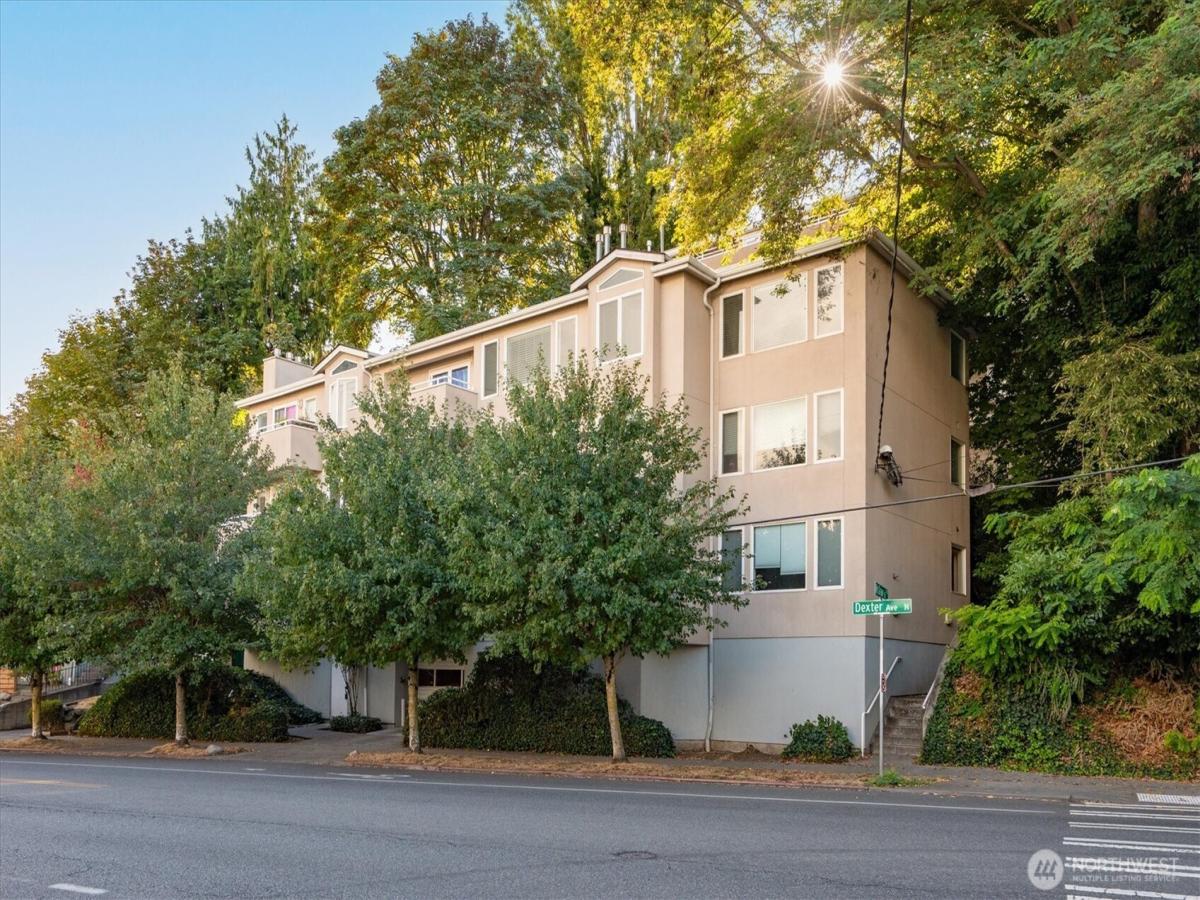 MLS #NWM2572596 image #0