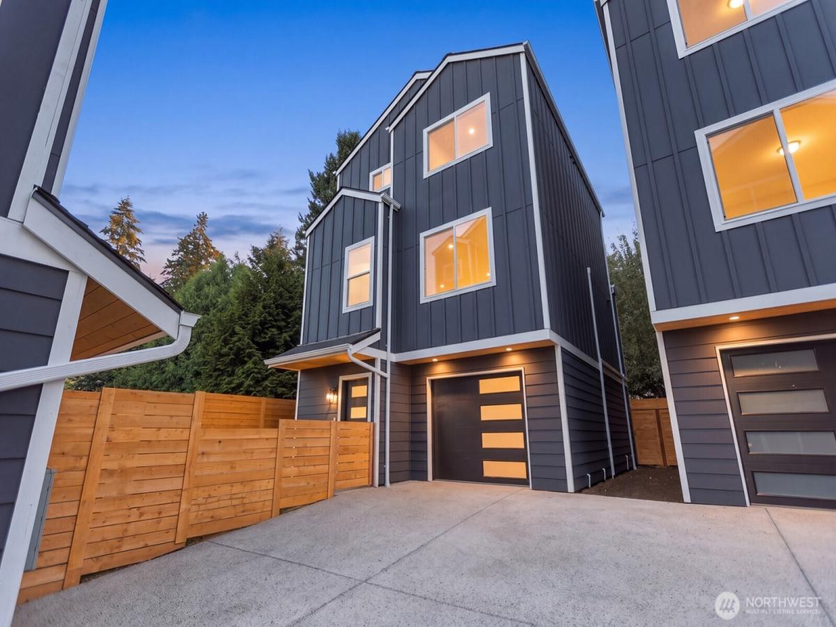 MLS #NWM2572664 image #0