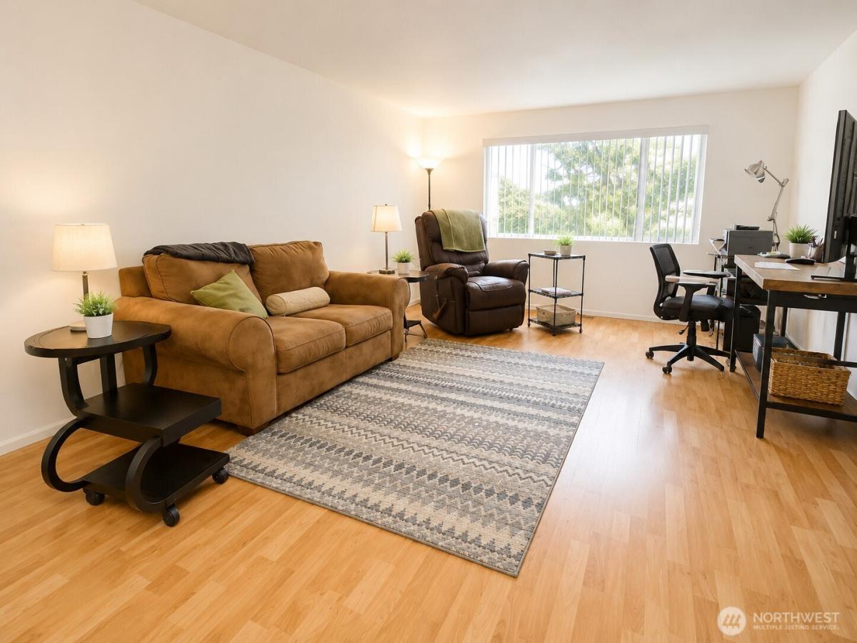 MLS #NWM2572977 image #0
