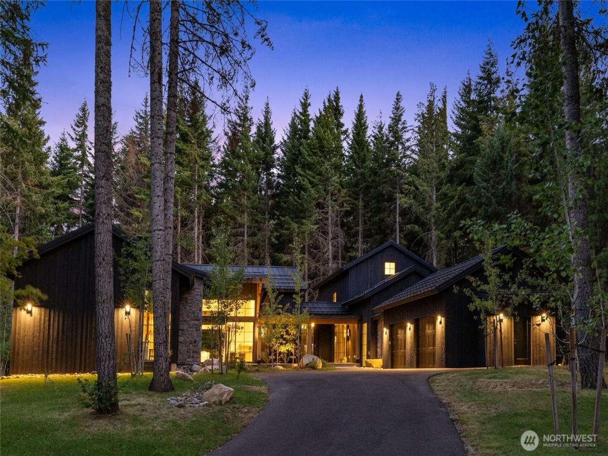 MLS #NWM2573225 image #0