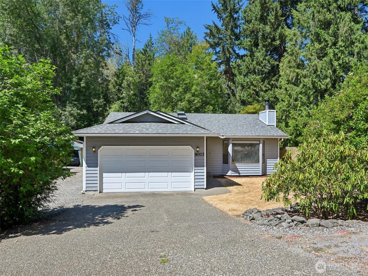 MLS #NWM2573352 image #0
