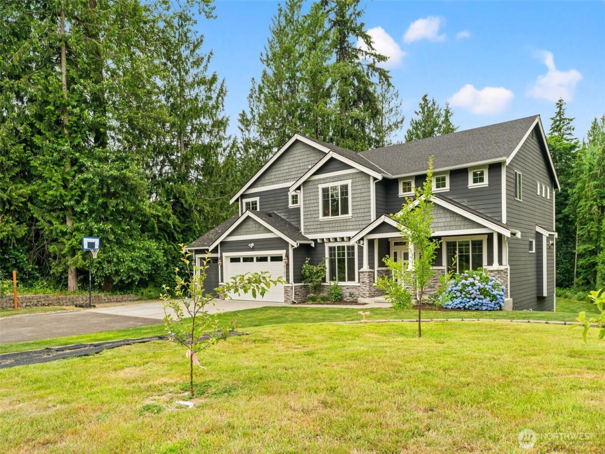 MLS #NWM2573492 image #0
