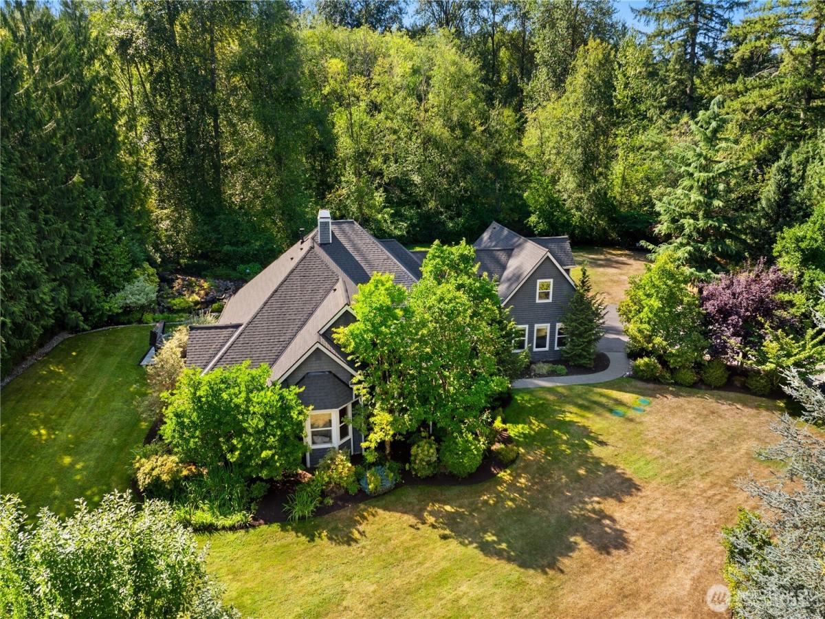 MLS #NWM2573614 image #0