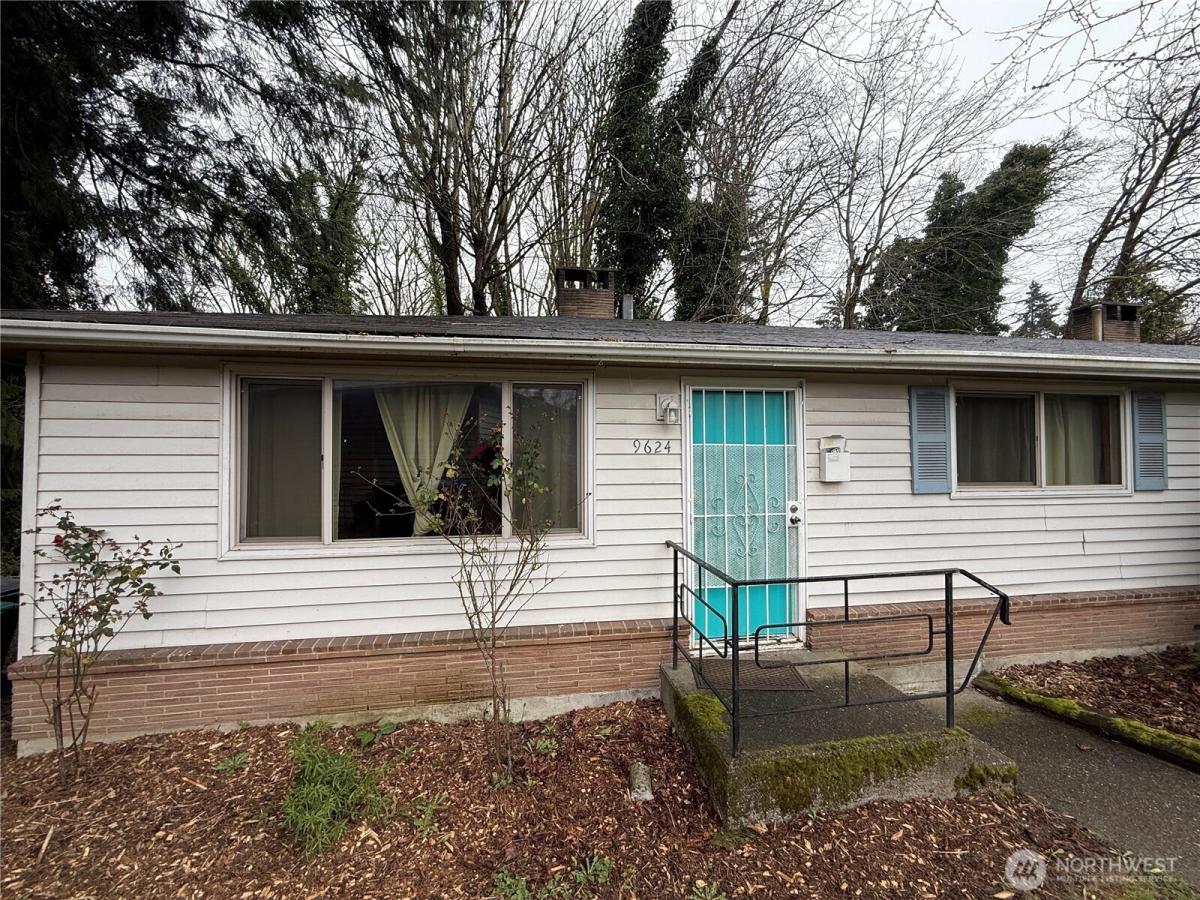 MLS #NWM2573647 image #0