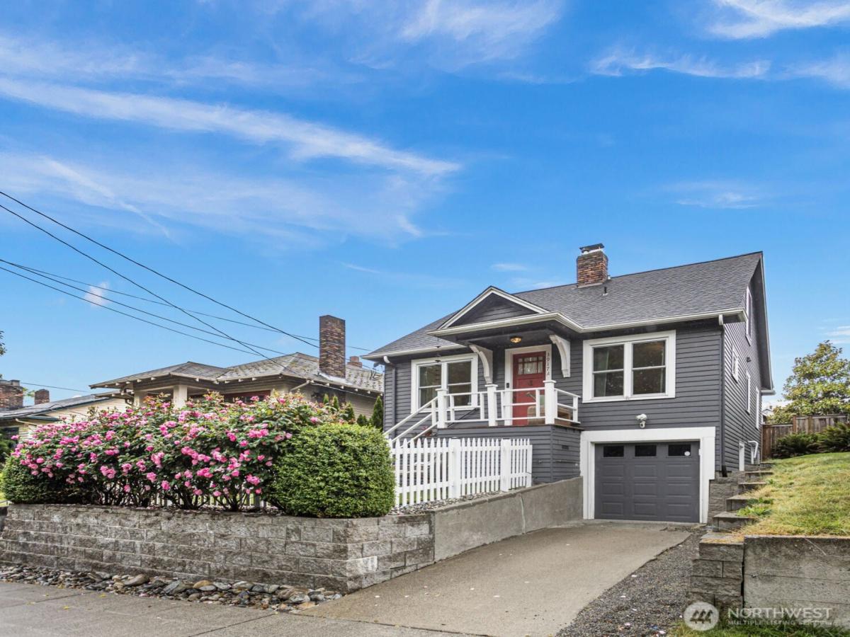 MLS #NWM2573668 image #0