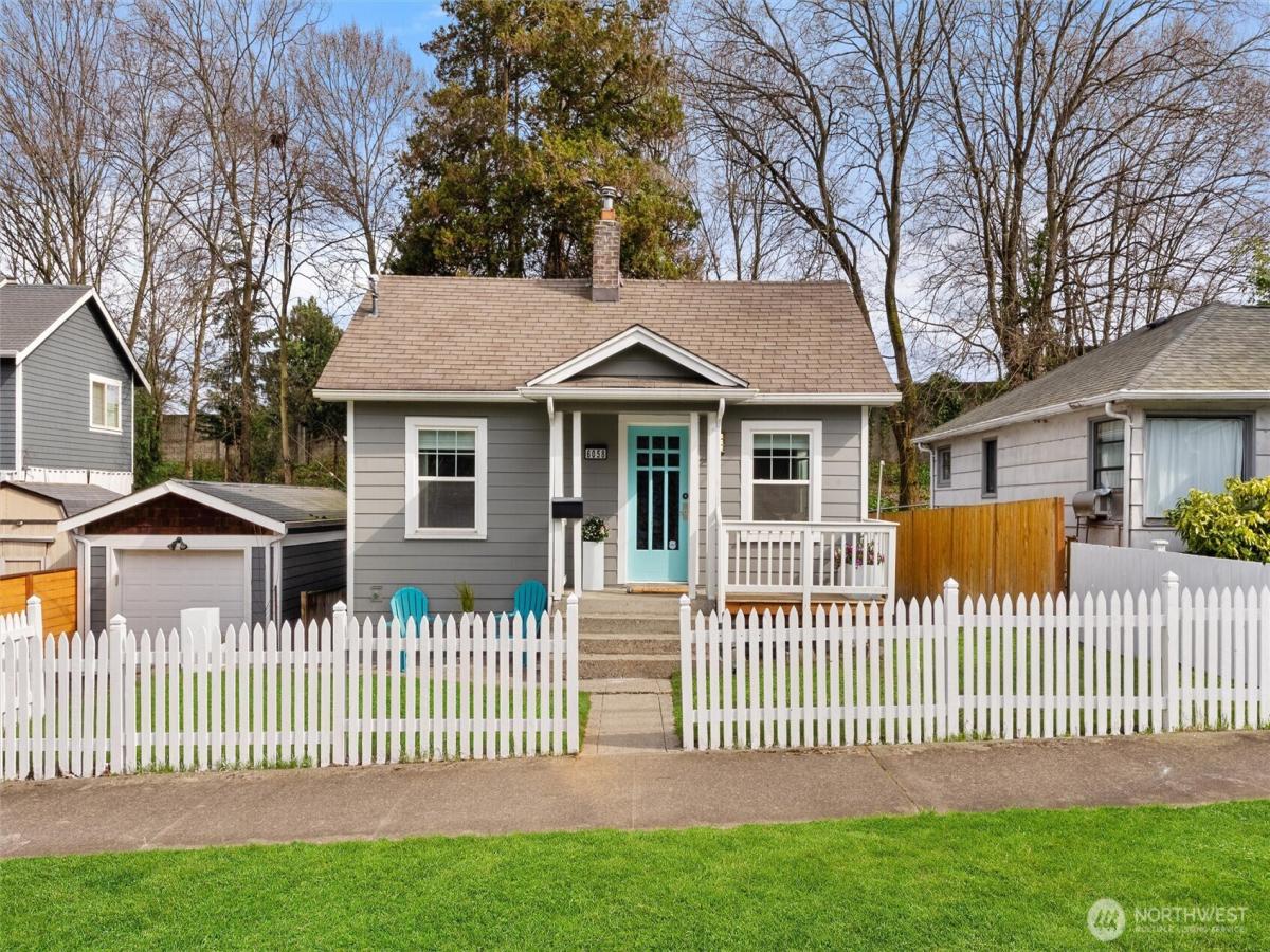 MLS #NWM2573693 image #0