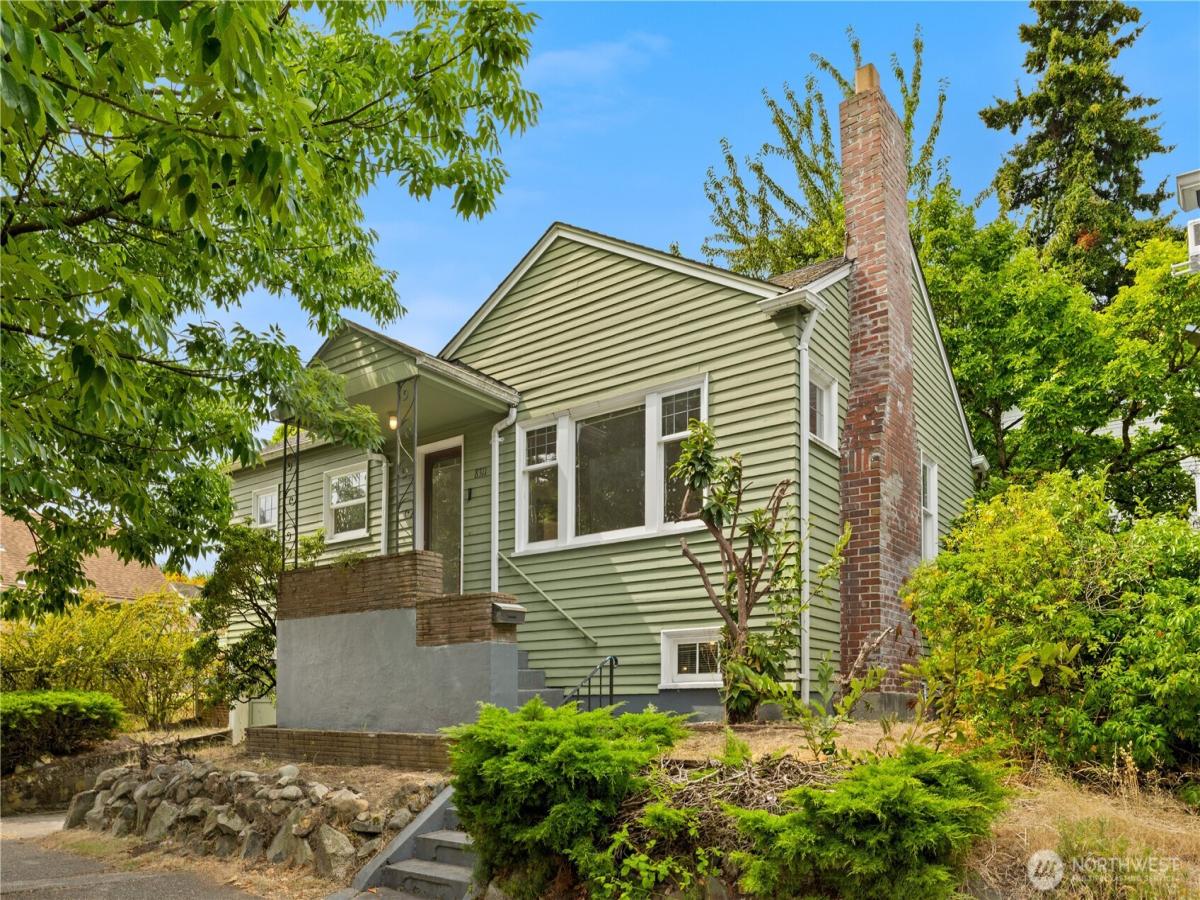 MLS #NWM2574245 image #0