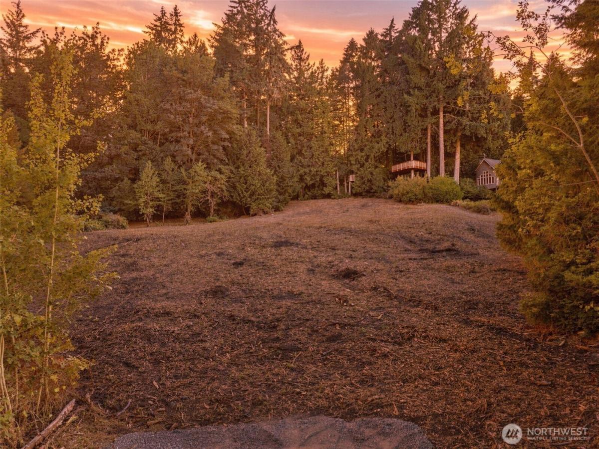 MLS #NWM2574264 image #0