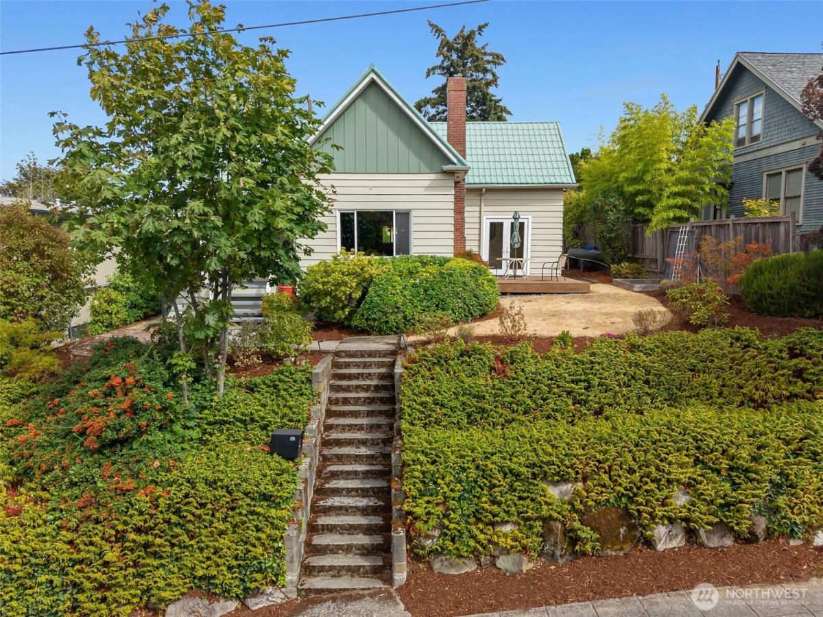 MLS #NWM2574483 image #0