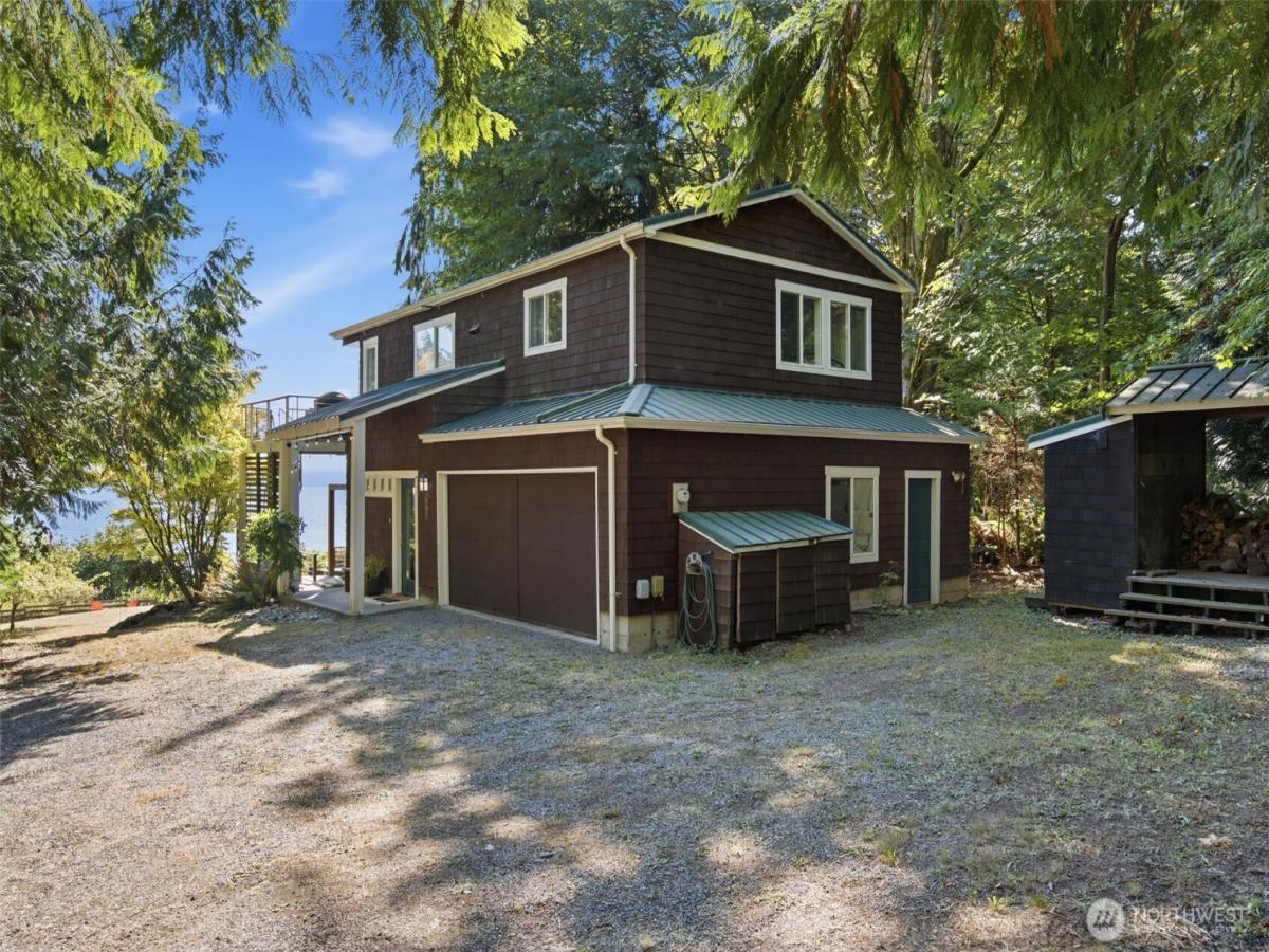 MLS #NWM2574590 image #0
