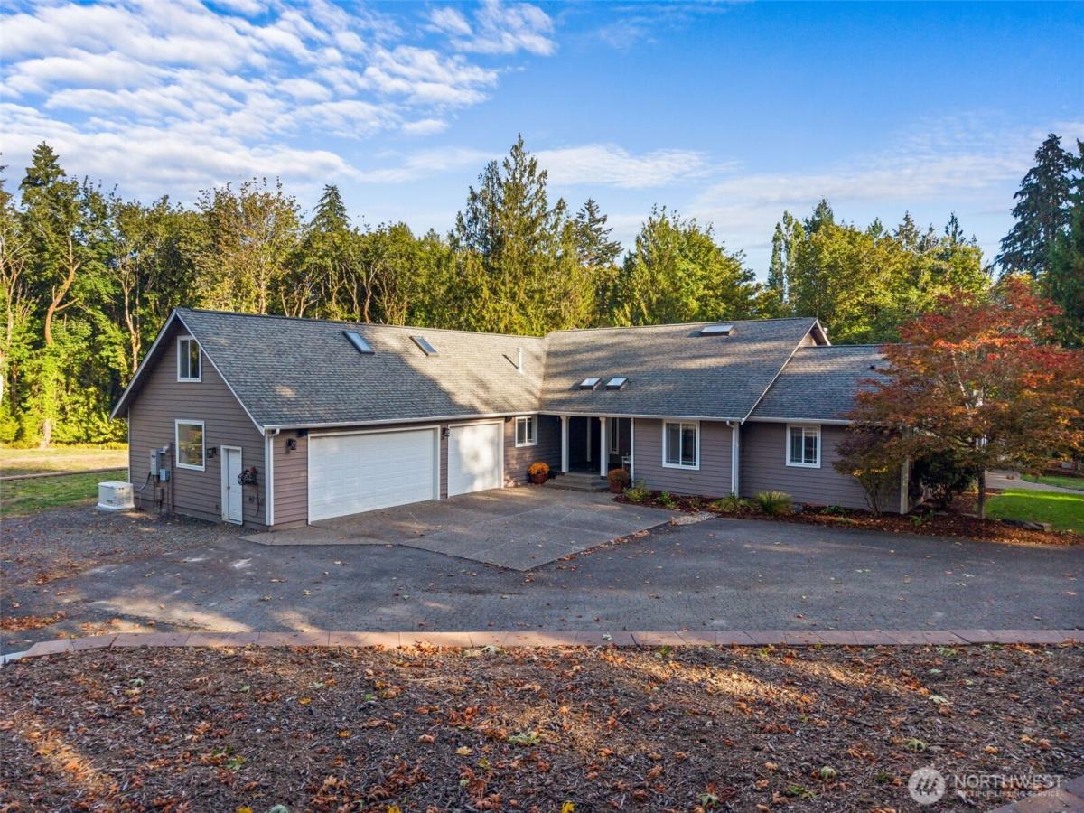 MLS #NWM2574737 image #0