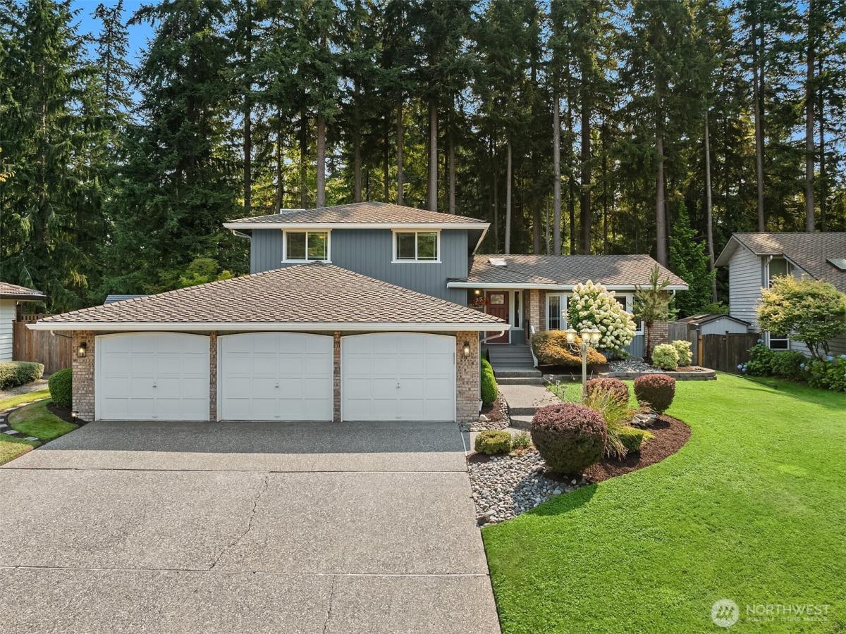 MLS #NWM2574900 image #0