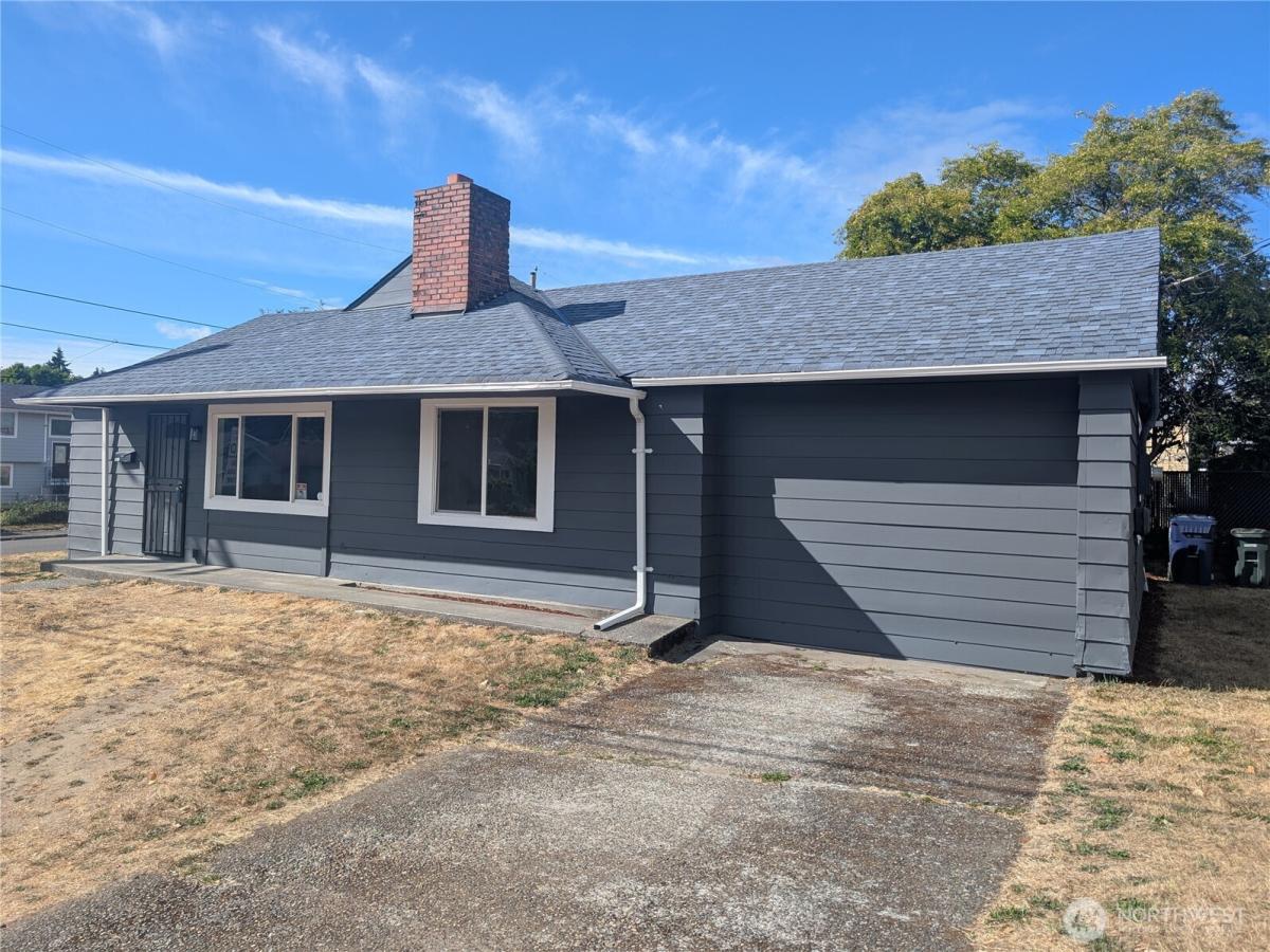 MLS #NWM2575087 image #0