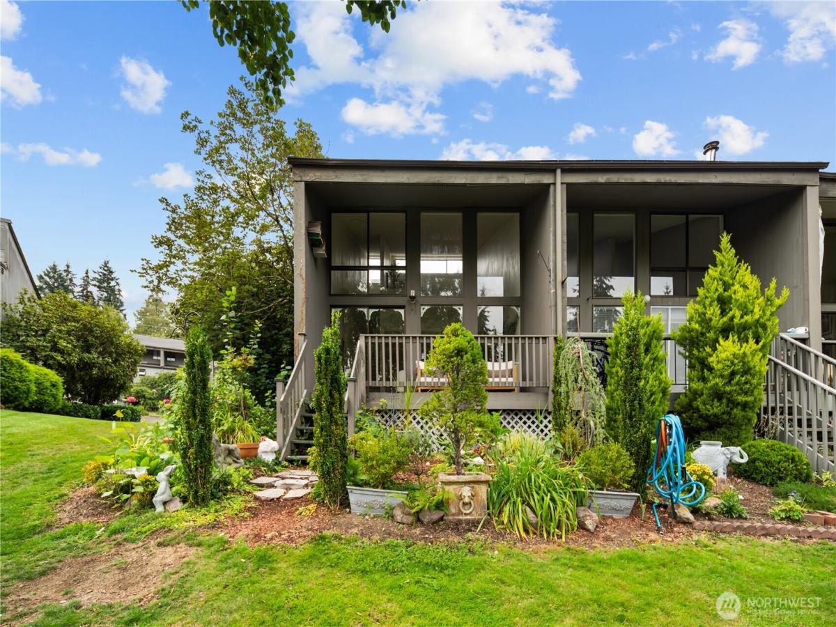 MLS #NWM2575281 image #0