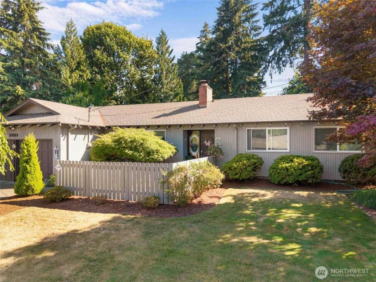 MLS #NWM2575660 image #0