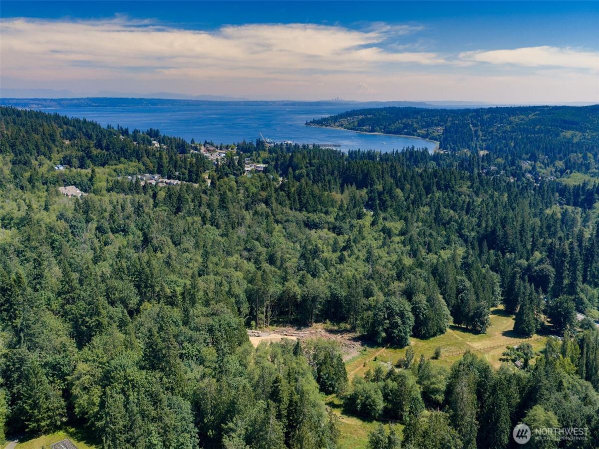 MLS #NWM2575763 image #0