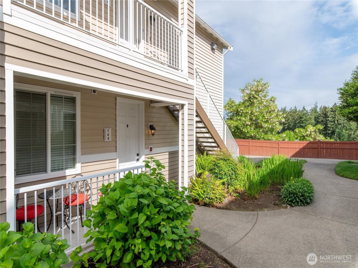 MLS #NWM2575799 image #0