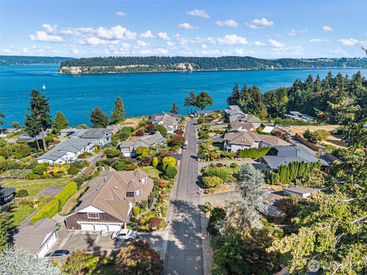 MLS #NWM2575834 image #0