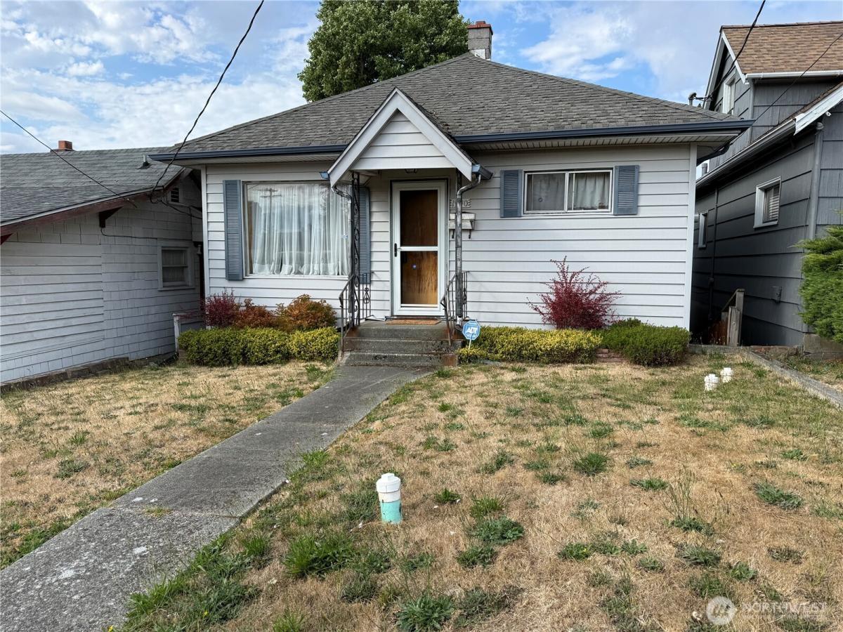MLS #NWM2575903 image #0