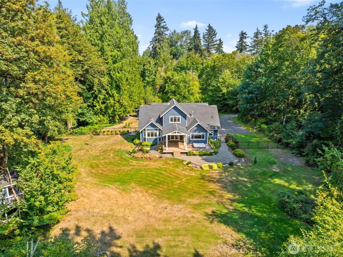 MLS #NWM2575984 image #0