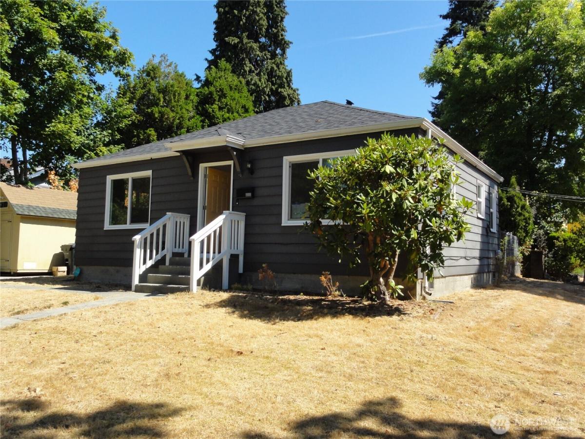 MLS #NWM2576062 image #0
