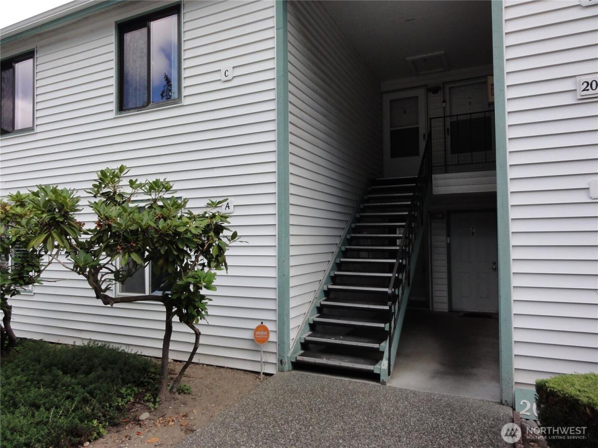 MLS #NWM2576084 image #0