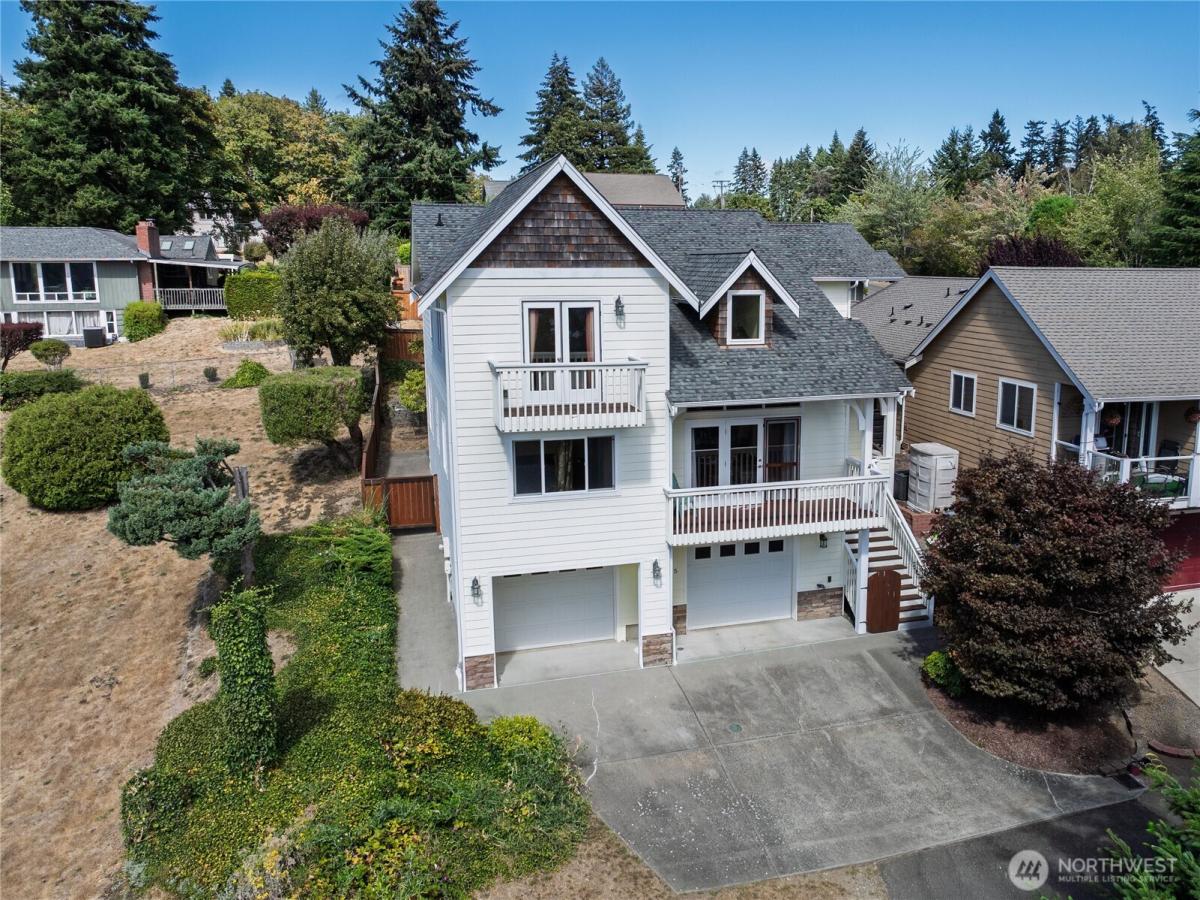 MLS #NWM2576119 image #0